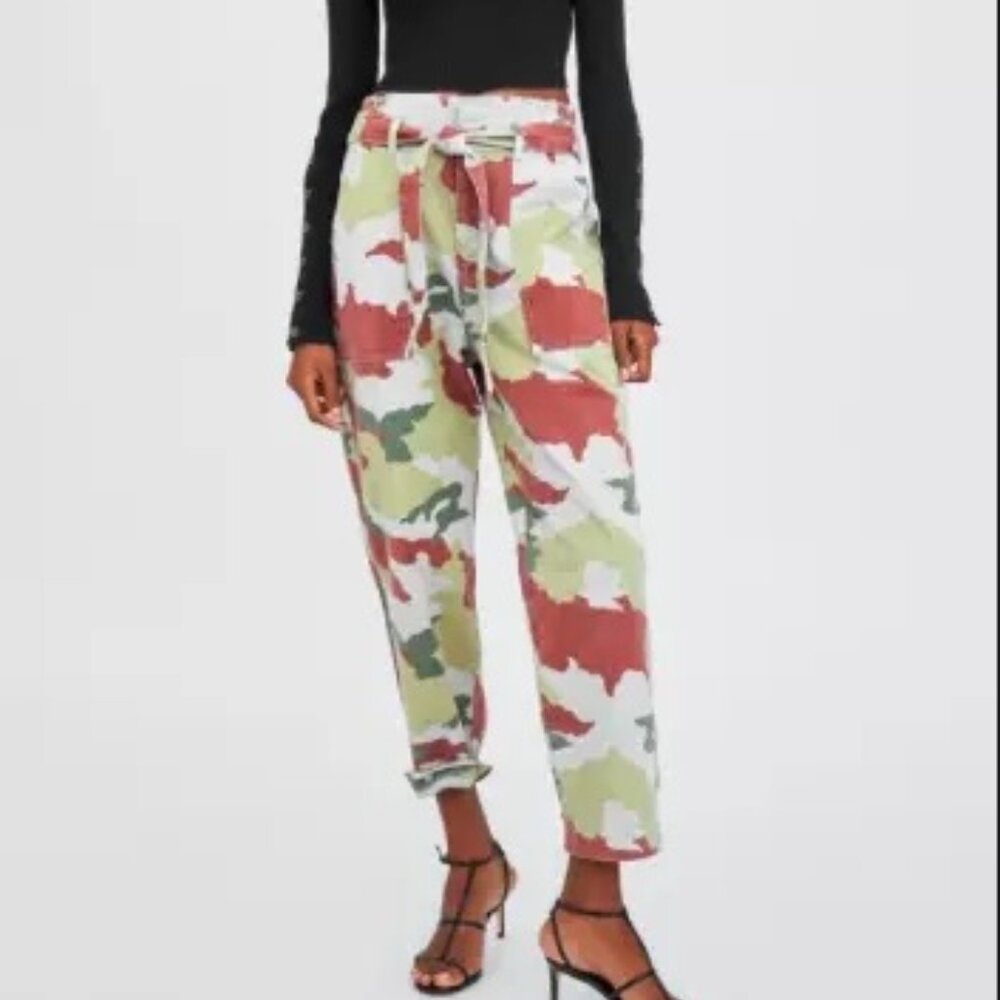 Zara Camouflage Paperbag Pants Khaki Chino Green US 4